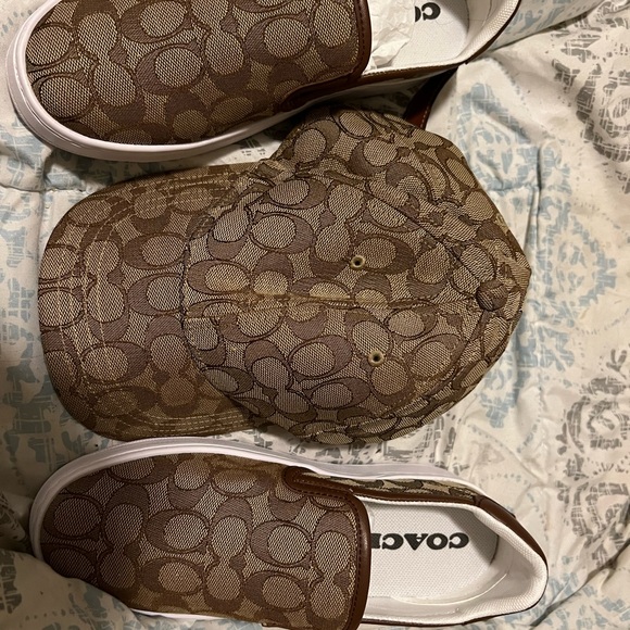 Coach set - Picture 10 of 12